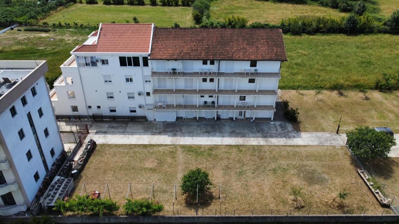 Отель Summer Sky Улцинь Экстерьер фото